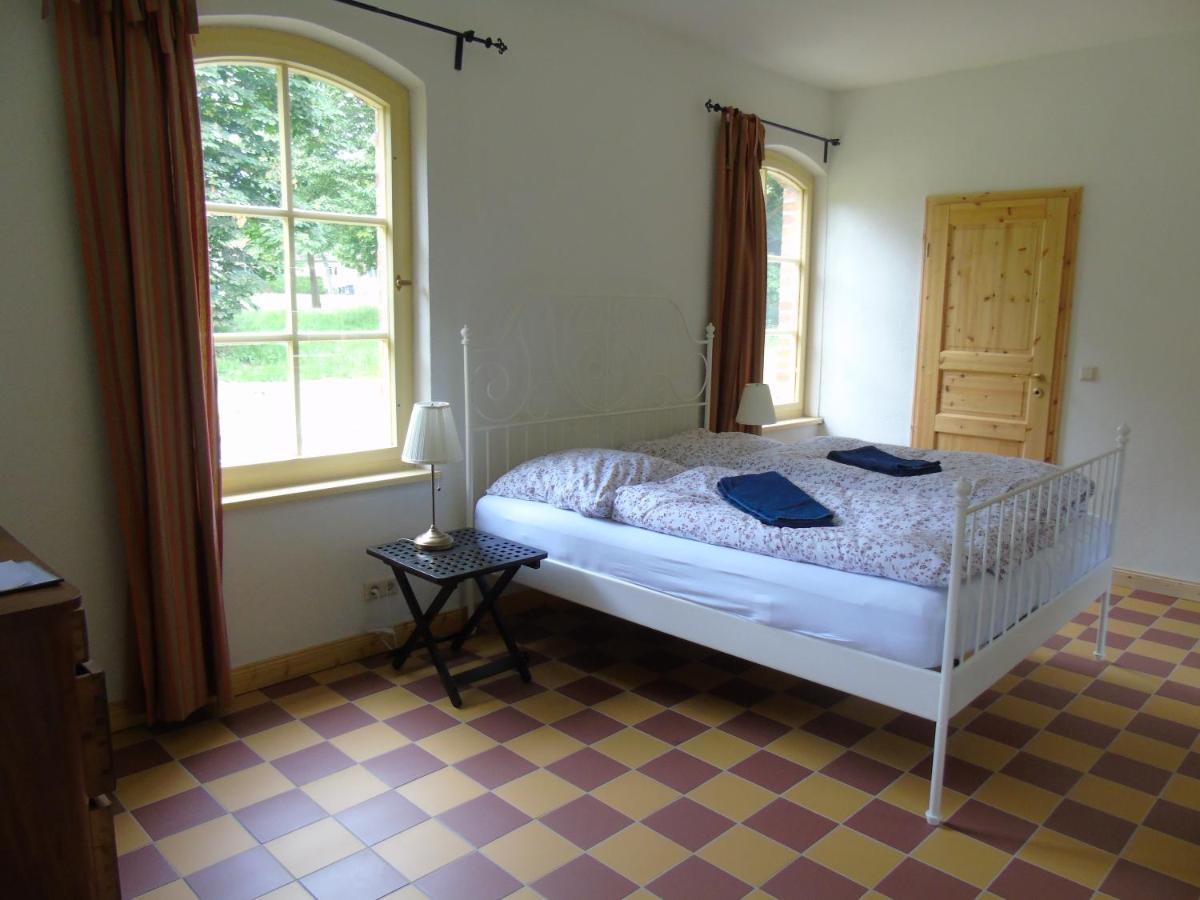 Schmiede Der Wasserburg Liepen Gielow Zewnętrze zdjęcie
